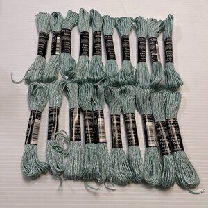 20 Skeins Needloft Plastic Canvas Craft Metallic Cord #23 Soft Green - NEW